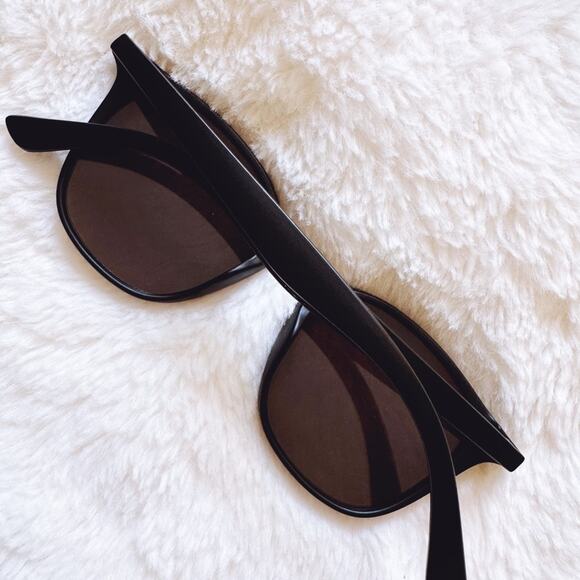 Milo Blue Oversized Oval Horn Rims Sunglasses - Picture 13 of 14